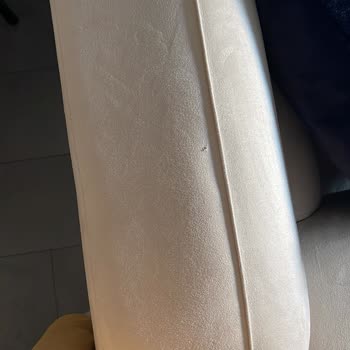 Yüksek Fiyatlı Koltukta Hasar Ve Servis İhmali