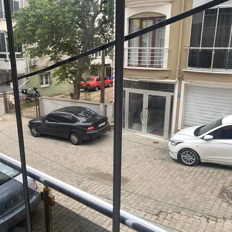 Süleymanpaşa Belediyesi Şakir Taner Sokak’ta Aydınlatma Ve Kaldırım Eksikliği