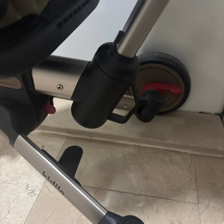 Kontrol Kolunun Çalışmaması Nedeniyle Bebek Bisikleti İçin Tamir Ve İade Talebi