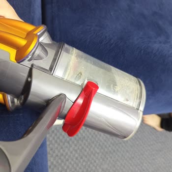 Dyson V12 Süpürge Tutma Yerindeki Çatlak Garanti Kapsamına Alınmadı