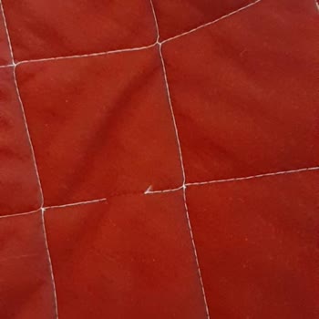 Yün Dolgulu Pike'lerde Tüylenme Ve Dikiş Sorunları, Şirket Değişim Ve İade Talebimizi Reddetti
