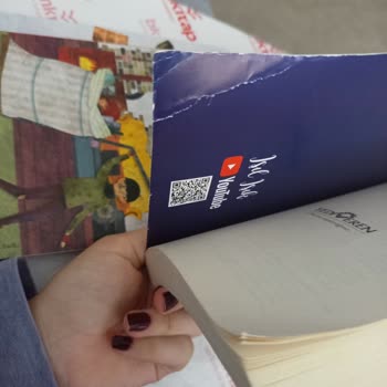 Hasarlı Kitaplar Ve Yetersiz Paketleme