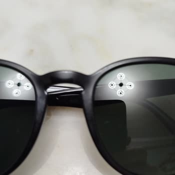 Ray-Ban Gözlüğündeki Çerçeve Lekeleri Garantiden Reddedildi İade Talebi