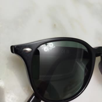 Ray-Ban Gözlüğündeki Çerçeve Lekeleri Garantiden Reddedildi İade Talebi