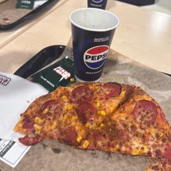 Verilen Süre Aşımı Ve Kaba Üslup, Pizza Laza’da Hayal Kırıklığı