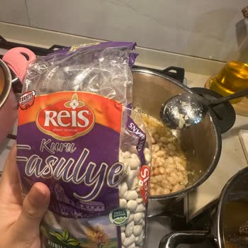 Reis Kuru Fasulyede Taş Tespit Edildi Müşteri Hayal Kırıklığı Yaşadı