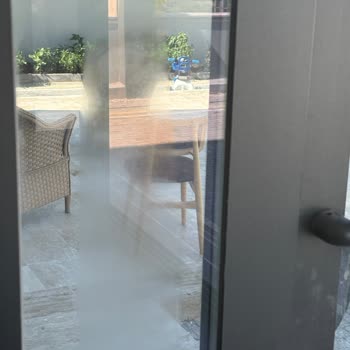 Cam Balkon Sızıntısı Ve Silikon Hataları Giderilmedi