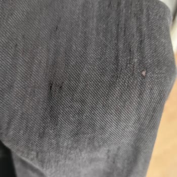 Mango Pantolonumun Beklenmedik Delik Sorunu Ve Olumsuz İnceleme