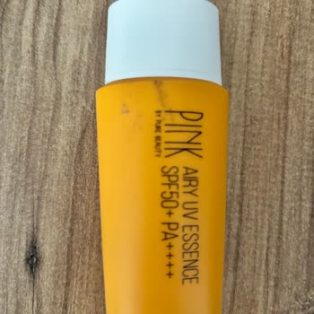 Watsons Pure Beauty Güneş Kremlerinin Kötü Kokusu Ve Mor Renk Sorunu