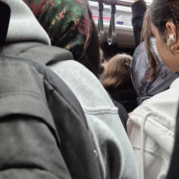 18 Hatlarının Kaldırılmasıyla Gelen Metro Sıkışıklığı Ve İşe Gelişi Zorluğu
