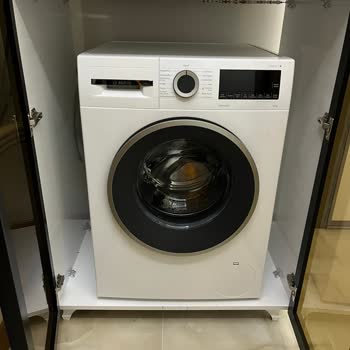 Bosch Çamaşır Makinesi Ayıplı, Su Kaçırması Nedeniyle Değişim Talebi