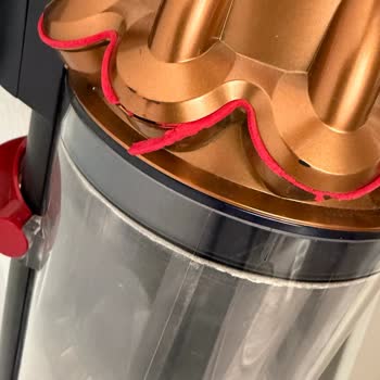 Dyson Süpürgede Kırık Aparat Ve Uzun Süreli Yedek Parça Gönderimi Sorunu