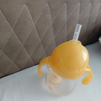 Munchkin Bardağının Pipette Ve Kapakta Sızdırma Sorunu Çocuğu Islatıyor