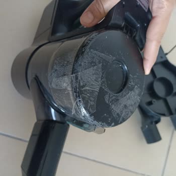 Grundig Dikey Süpürge Kir Dağıtma Sorunu Ve Garanti Servisi İlgisizliği İade Talebi