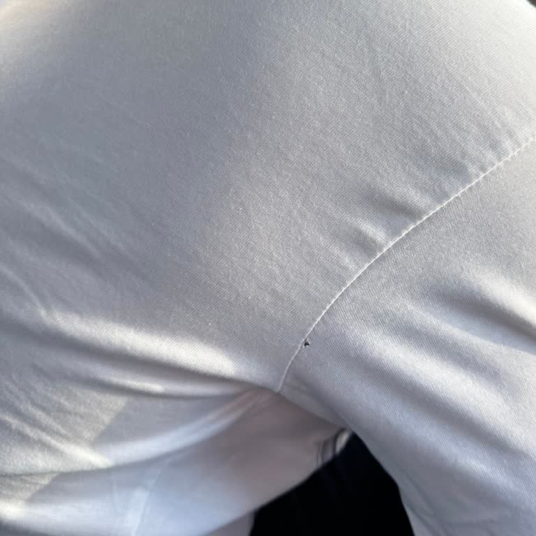 Teslim Edilen T-Shirt’te Yırtık Ve Müşteri Hizmetlerinden Yanıt Yok