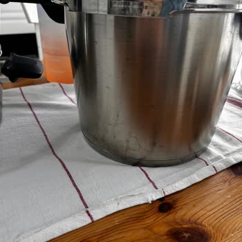 Fissler Düdüklü Tencere Setinde Tekrarlayan Lekeler Ve İade Reddi