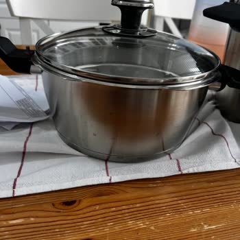 Fissler Düdüklü Tencere Setinde Tekrarlayan Lekeler Ve İade Reddi