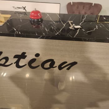 Agoda no responde por hotel en mal estado y abandono de estancia