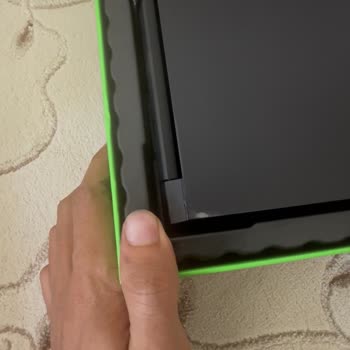 Ücretsiz Bakım Sonrası Laptopum Kirli Ve Lekeli Şekilde Döndü