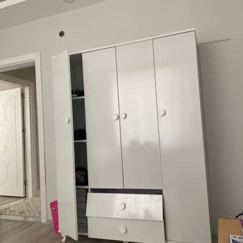 Garaj Home Gardıropta Eksik Çekmece Rayları Ve Cevapsız Müşteri Desteği