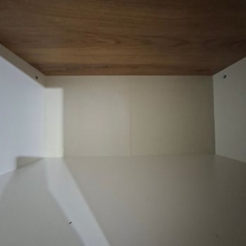 Hasarlı Mobilya Ve Yanlış Montaj Nedeniyle Duvar Çatlağı