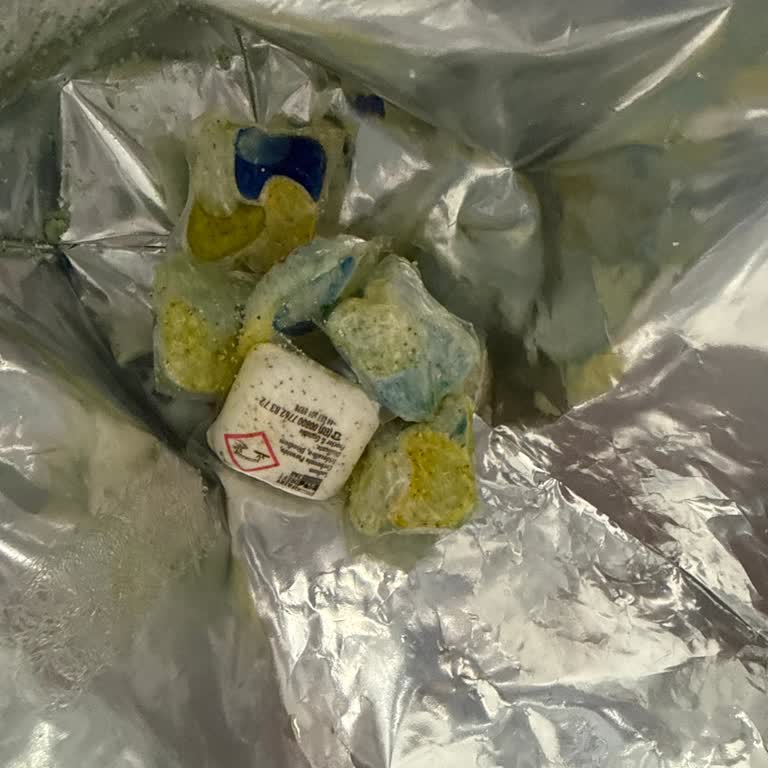 Fairy Bulaşık Makinesi Tabletinde Yırtık Ambalaj Ve Yapışıklık Sorunu