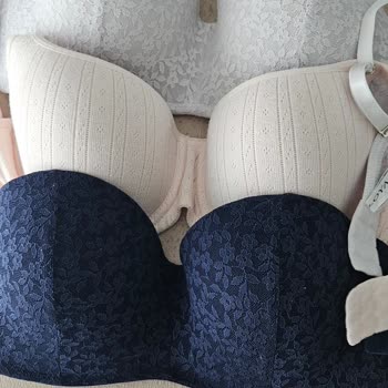 Loya İç Giyim Sütyenlerinde Keskin Kimyasal Koku Ve Sağlık Endişesi
