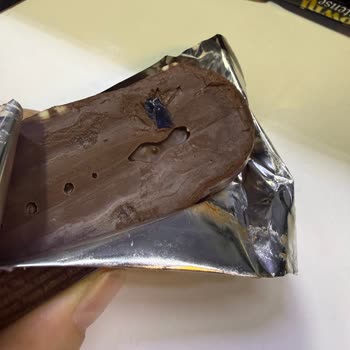 Eti Brownie Paketi İçinde Cam Parçası Bulundu
