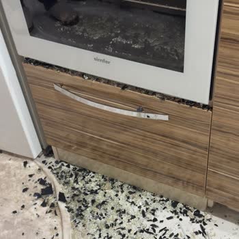 Simfer Ankastre Fırının Camı Patladı Ve Müşteri Hizmetleri Saygısız Davranıyor