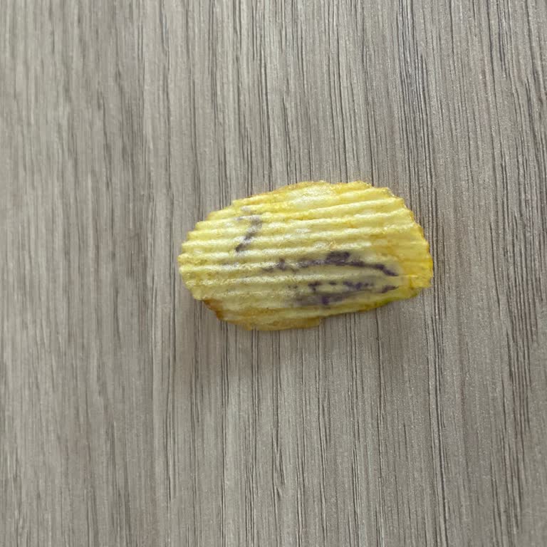 Ruffles Cipsinde Mavi/Mor Lekeler: Gıda Güvenliği Endişesi