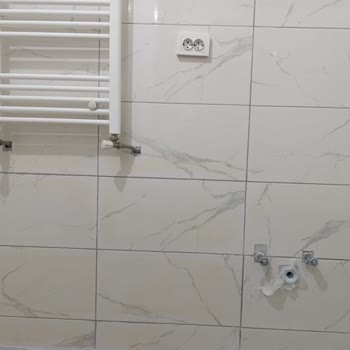 Anka Seramik Fayanslarda Sararma, Garanti Talebine Cevap Verilmemesi
