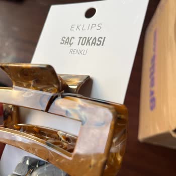 Kırık Saç Tokası: Değişim Veya İade Talebi