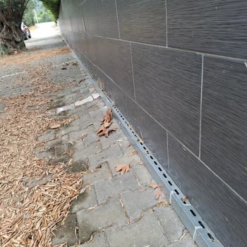 Usulsüz Çekilen Elektrik Hattı Ve Yangın Riski İçin Acil İnceleme Talebi