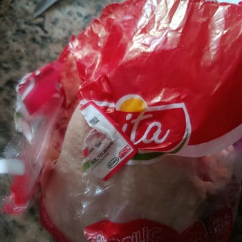Lezita Markasından Temizlenmemiş İç Organlı Tavuk Ve Hijyen Sorunu