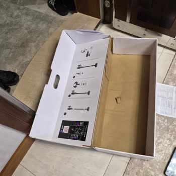 Orijinal Dyson Kutusunun Hasar Görmesi Ve Yeni Kutu Talebi