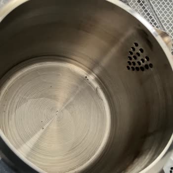 Tek Kullanımda Paslanan Çaydanlık İçin Tam İade Talebi