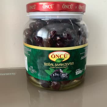 Raflarda Satılan Yenilemez Zeytin Ürünü
