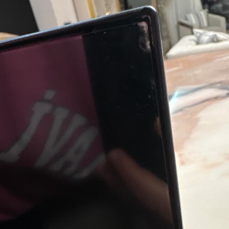 Taşpınar Mağazasından Alınan Samsung Televizyonun Kırık Gelmesi Ve Servisin İlgisiz Tutumu