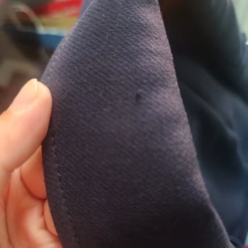 Defolu Takım Elbise, Yanıltıcı Marka Ve Eksik 300 TL İadesi