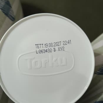 Torku Banada Miniki Kakaolu Fındık Kremasında Pütürlü Doku Ve Bozuk Tat
