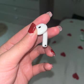 Media Markt Ve Troy’da Kırılan AirPods İçin Garanti Reddi Ve Kaba Tutum