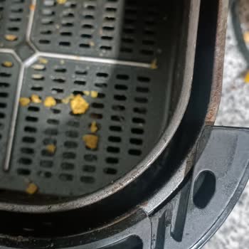 Kapak Tırnağı Kırılan Philips Airfryer Ücretsiz Onarım Ve Parça İsteği