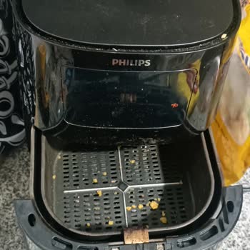 Kapak Tırnağı Kırılan Philips Airfryer Ücretsiz Onarım Ve Parça İsteği