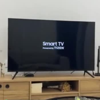 UE50TU8000UXTK Samsung TV Sürekli Ekran Arızası Veriyor