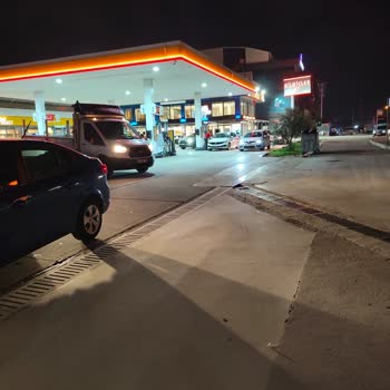 Shell Akaryakıt İstasyonunda Benzin Yokluğu Ve Müşteri Memnuniyetsizliği