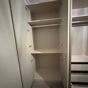 Maq Home Pendik Şubesi: Gecikmeli Teslimat Ve Eksik Dolap Parçaları