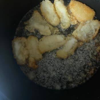 Patates Kroketleri Kızartıldığında Dağılıyor Ve Tüketilemez Hale Geliyor