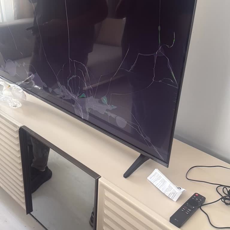 Kırık LG Televizyon Teslimi Ve Vatan Bilgisayar Müşteri Hizmetlerinin İlgisizliği
