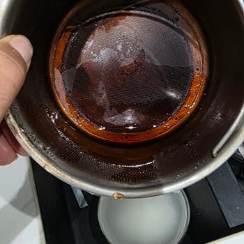 Metal Süzgeç Paslanmış Ve Çay Demlenmiyor, Ücretsiz Değişim Talebi