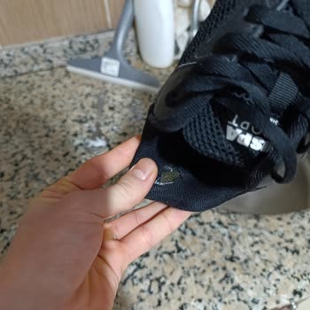 Us Polo Assn Spor Ayakkabının İç Astarında Yırtılma Ve Ayağımın Kanaması